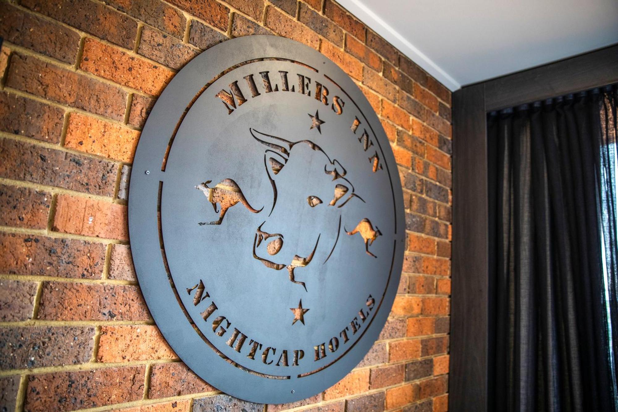 Nightcap At Millers Inn Атона Екстер'єр фото